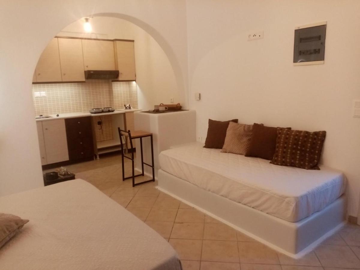 Little Yard Studios & Apartments #6 Naxos City 外观 照片